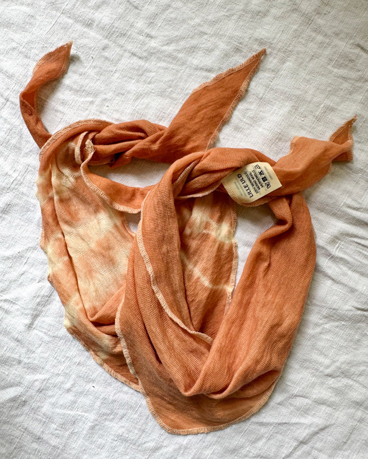 Tørklæde lyserød batik